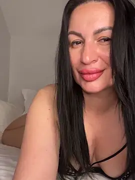 Tina8088 – Kamerová šou