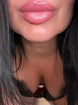 Tina8088's Live XXX Chat