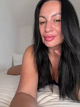 Chat +18 de Tina8088 ao vivo
