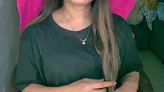 Cute-Tara Live XXX-chat