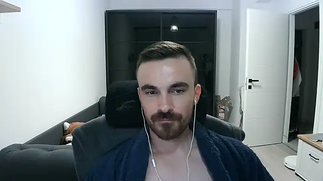 Webkamerová show mu5clemania2