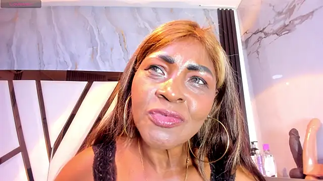 XXX chat uživo modela lola_hornei