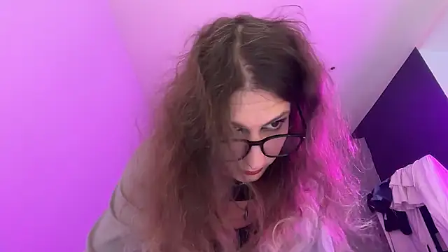 AlicePinkhead 网络视讯表演