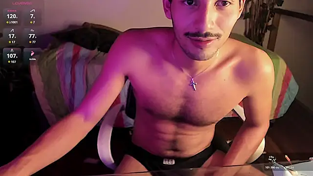 Nicholasrodrii Show in webcam