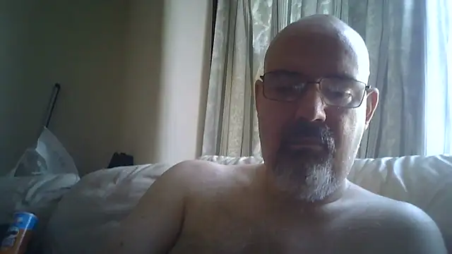 ThatUKguy79 – webcam-show