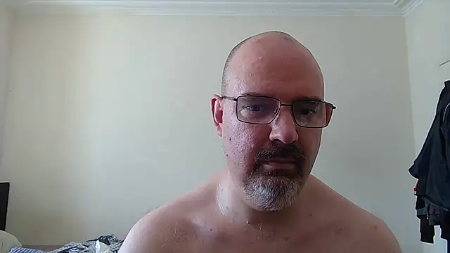 Show modela ThatUKguy79 na web-kameri