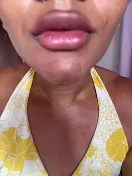 Show de Morenabronzeadatrans na webcam
