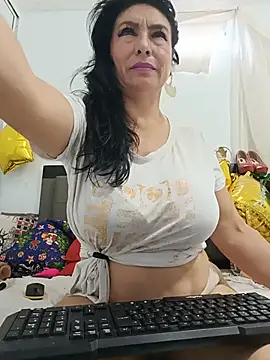 Živý XXX chat katysquirtdirty