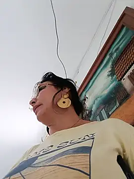 katysquirtdirty Adlı Modelin Web Kamerası Şovu