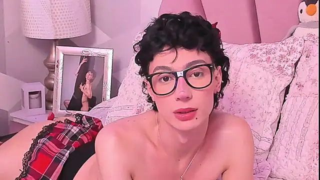 KylieMonnett webcam show