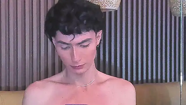 KylieMonnett webkamerás műsora