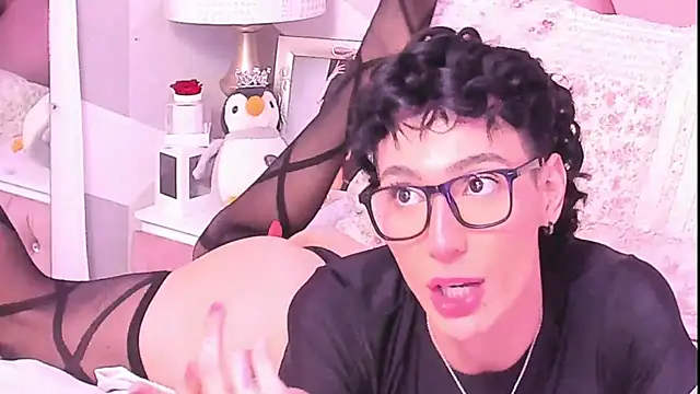KylieMonnett Webcam Show
