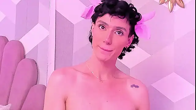 KylieMonnettn Webbikameraesitys
