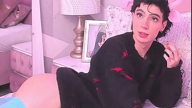 Вебкам-шоу KylieMonnett