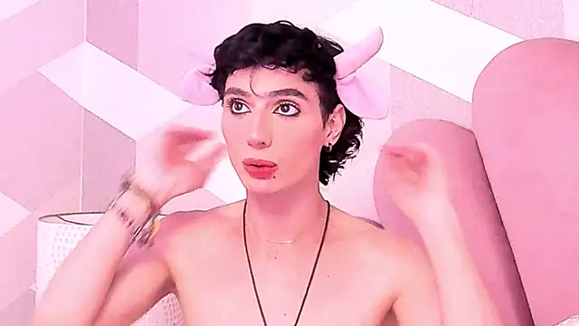 הופעת וובקאם של KylieMonnett