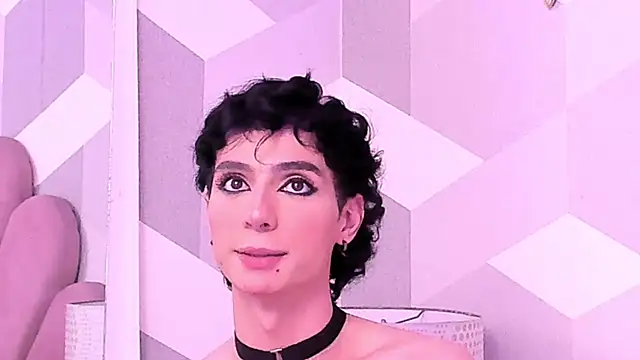 הופעת וובקאם של KylieMonnett