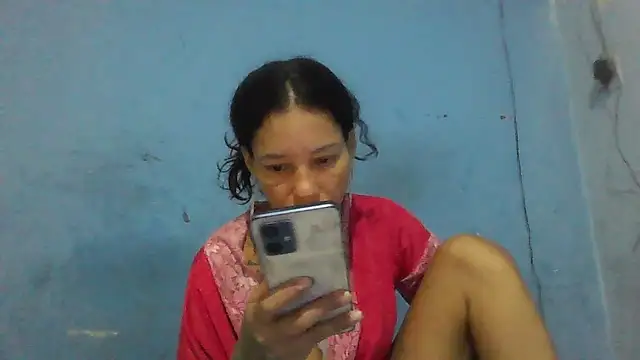 Show de thasmyni na webcam