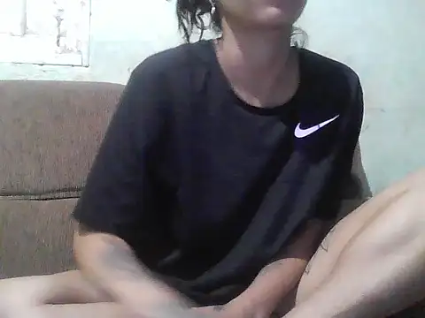 Chat XXX en directo de thasmyni