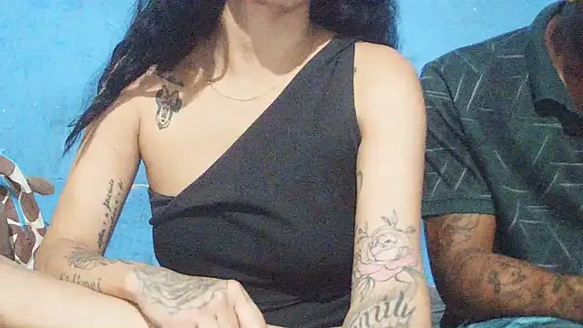 thasmyni's Live XXX Chat
