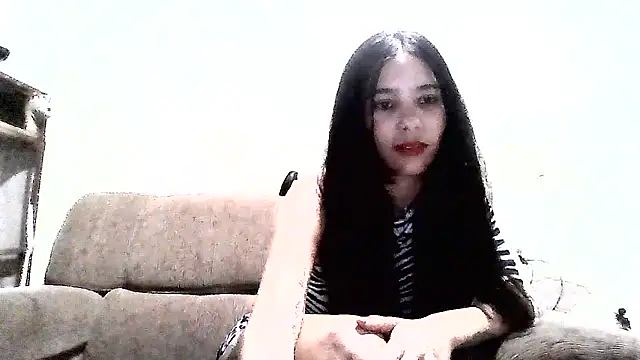 Show de thasmyni na webcam
