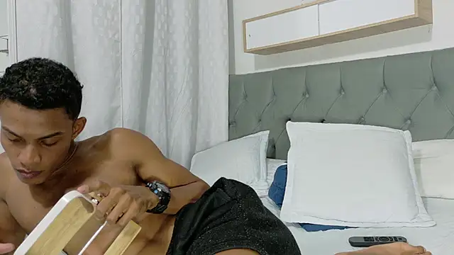 Show de Ryan_Vergon na webcam