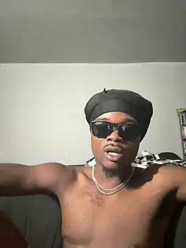 MIGHTYDEMONXXX Show in webcam
