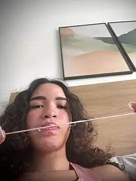 Show de kathott na webcam