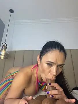 SOFIAGOEZ30 Show in webcam