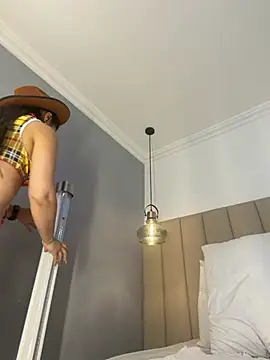 SOFIAGOEZ30's Webcam Show
