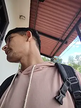 Juan_Hotcaliemte Webcamshow