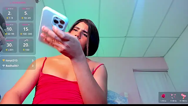 Show de webcam de natasha_ts_04