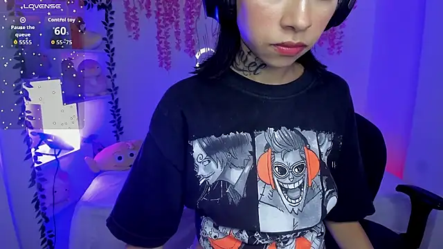 Chat +18 de cat_kitty18_ ao vivo