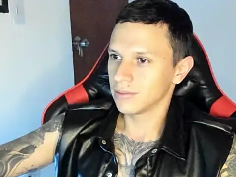 Masterdave7 Webcamshow