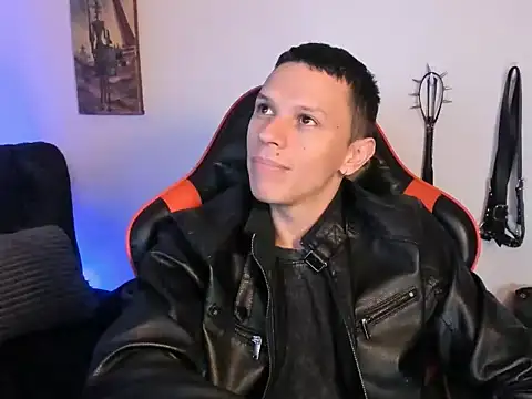 Masterdave7 Adlı Modelin Web Kamerası Şovu