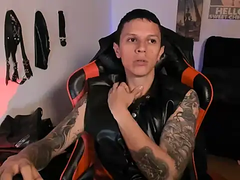 Masterdave7 Webcamshow
