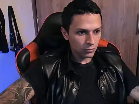 Masterdave7: διαδικτυακό σόου στην κάμερα