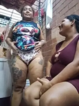 CurvyHeat Show in webcam