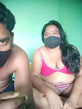 Group_Of_Lust Show in webcam