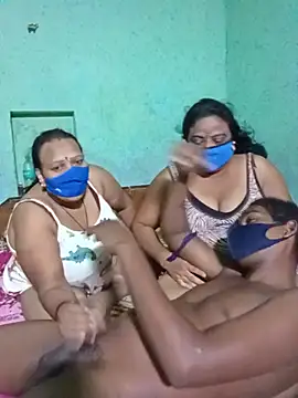 Group_Of_Lust Adlı Modelin Web Kamerası Şovu