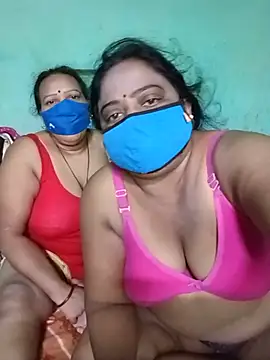הופעת וובקאם של Group_Of_Lust