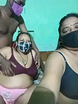 Group_Of_Lust Adlı Modelin Web Kamerası Şovu