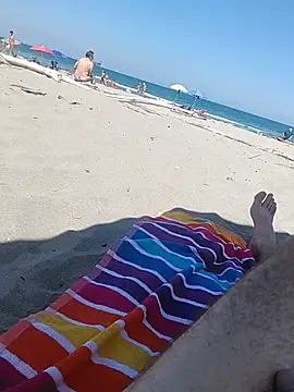 common47 Show in webcam