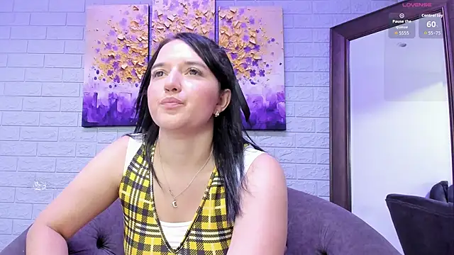 _EmilyJireh_: онлайн-секс-чат