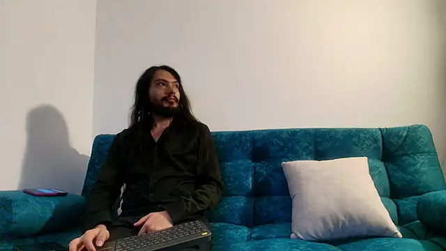 deserters_anki: διαδικτυακό σόου στην κάμερα