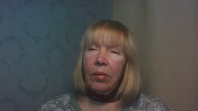 OlgaShine's Live XXX Chat