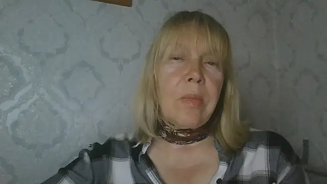 XXX chat uživo modela OlgaShine