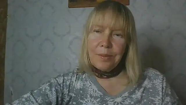 OlgaShine's Live XXX Chat