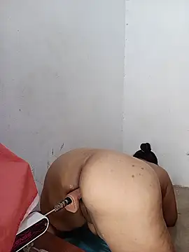 Lucky-hot-girls' Webcam Show