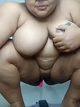 Chat XXX ao vivo de Lucky-hot-girls