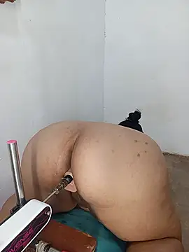 Lucky-hot-girls Webcamshow